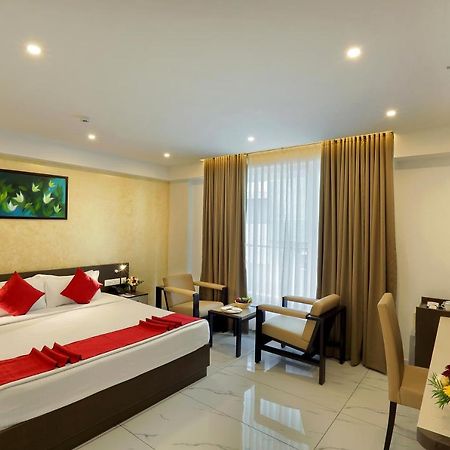 Hotel Renai Sreekrishna à Guruvāyūr Extérieur photo