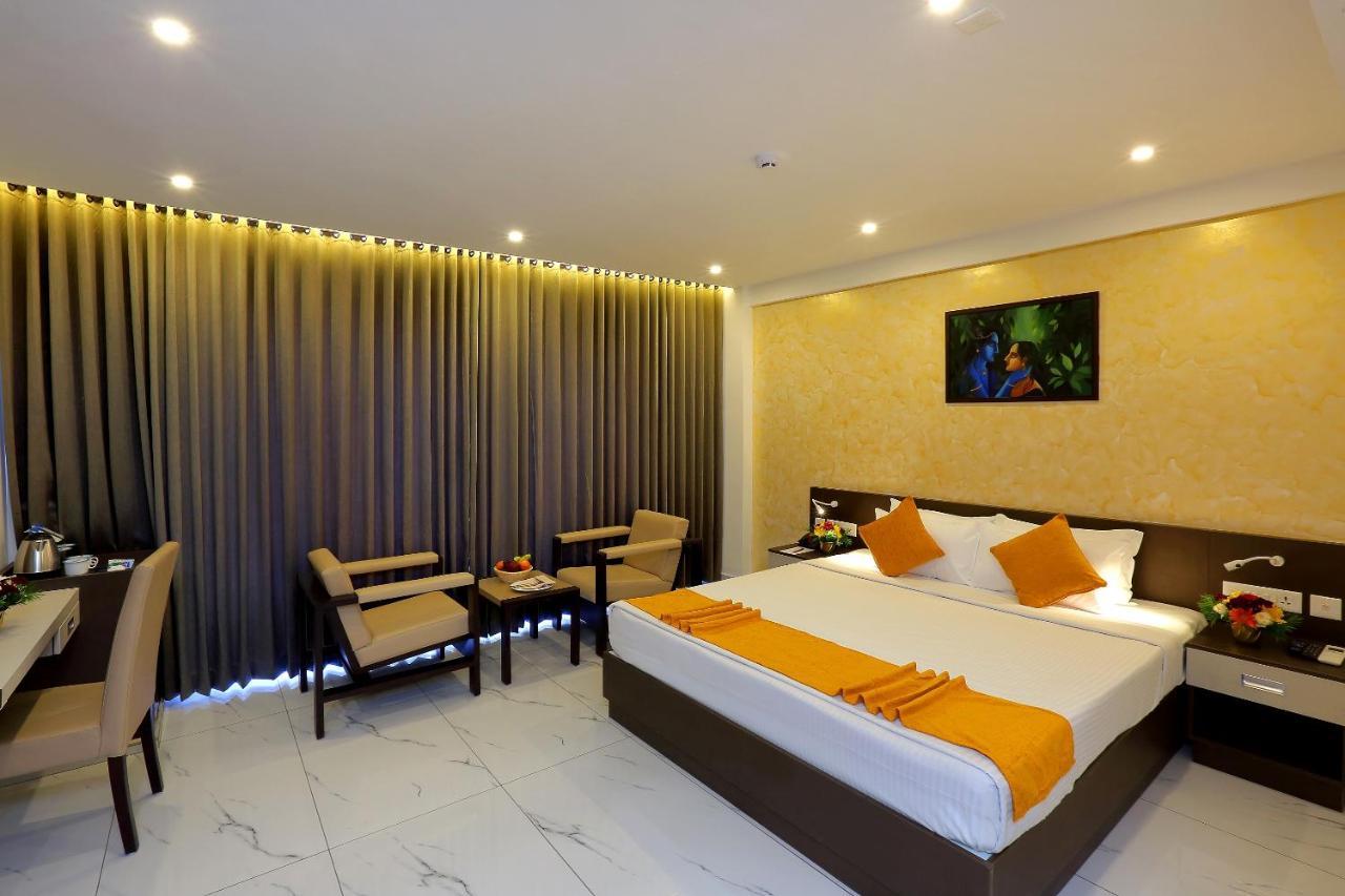 Hotel Renai Sreekrishna à Guruvāyūr Extérieur photo