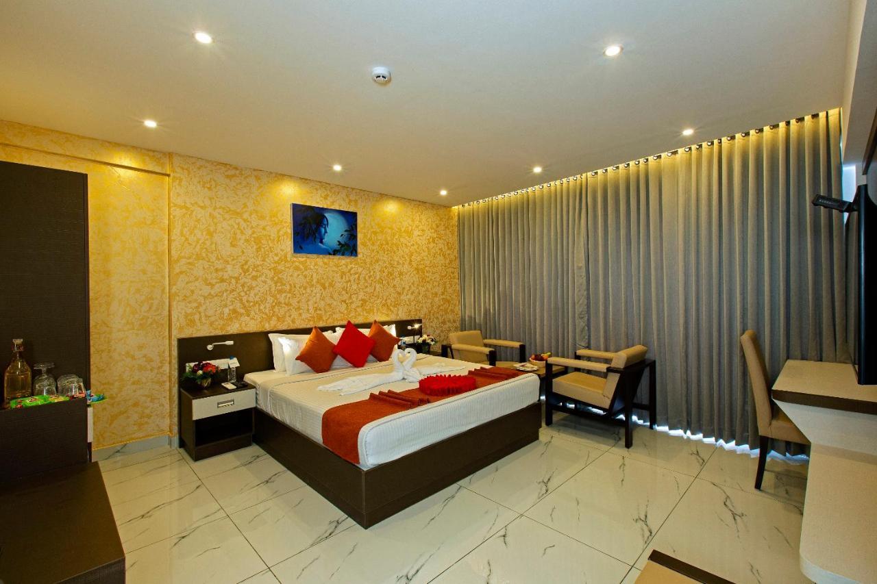 Hotel Renai Sreekrishna à Guruvāyūr Extérieur photo