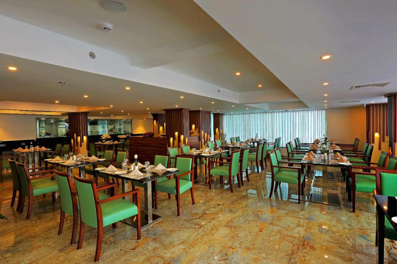 Hotel Renai Sreekrishna à Guruvāyūr Extérieur photo